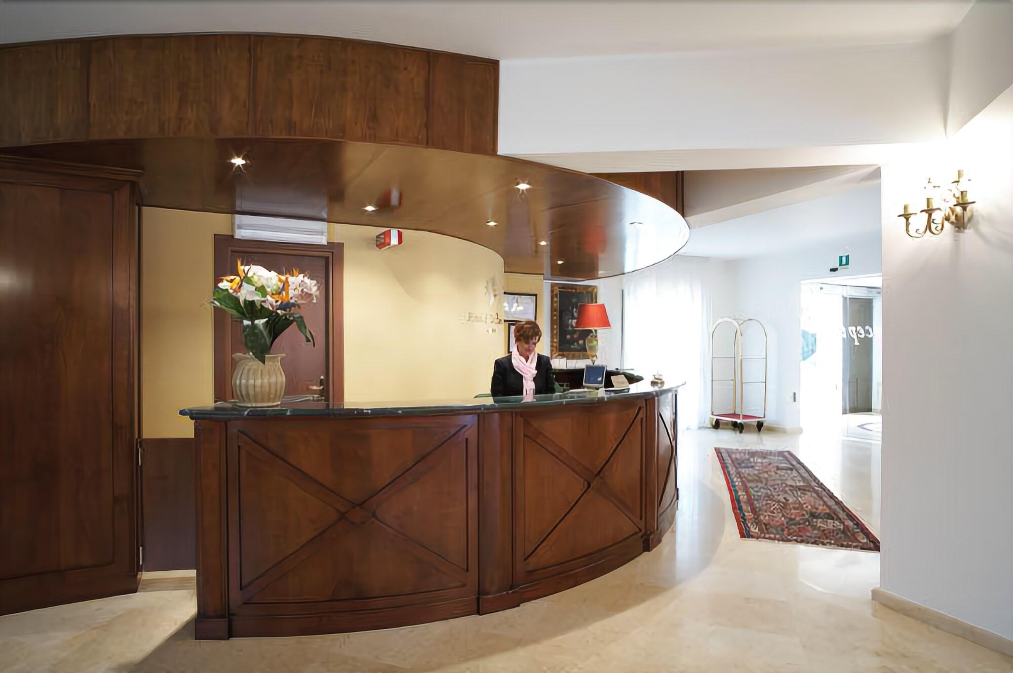Hotel Delle Palme Фалконе Екстериор снимка