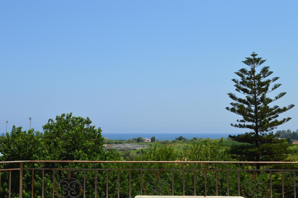 Hotel Delle Palme Фалконе Екстериор снимка