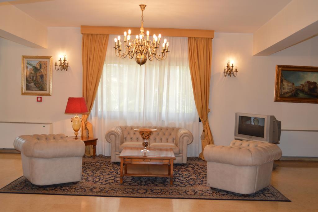 Hotel Delle Palme Фалконе Екстериор снимка