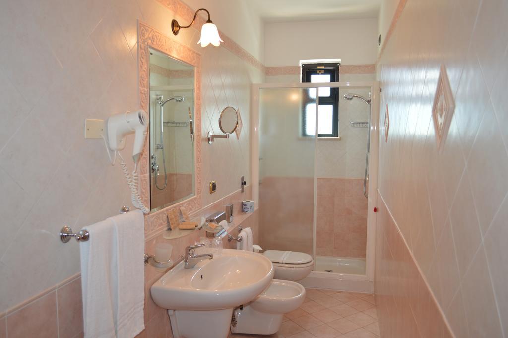 Hotel Delle Palme Фалконе Стая снимка