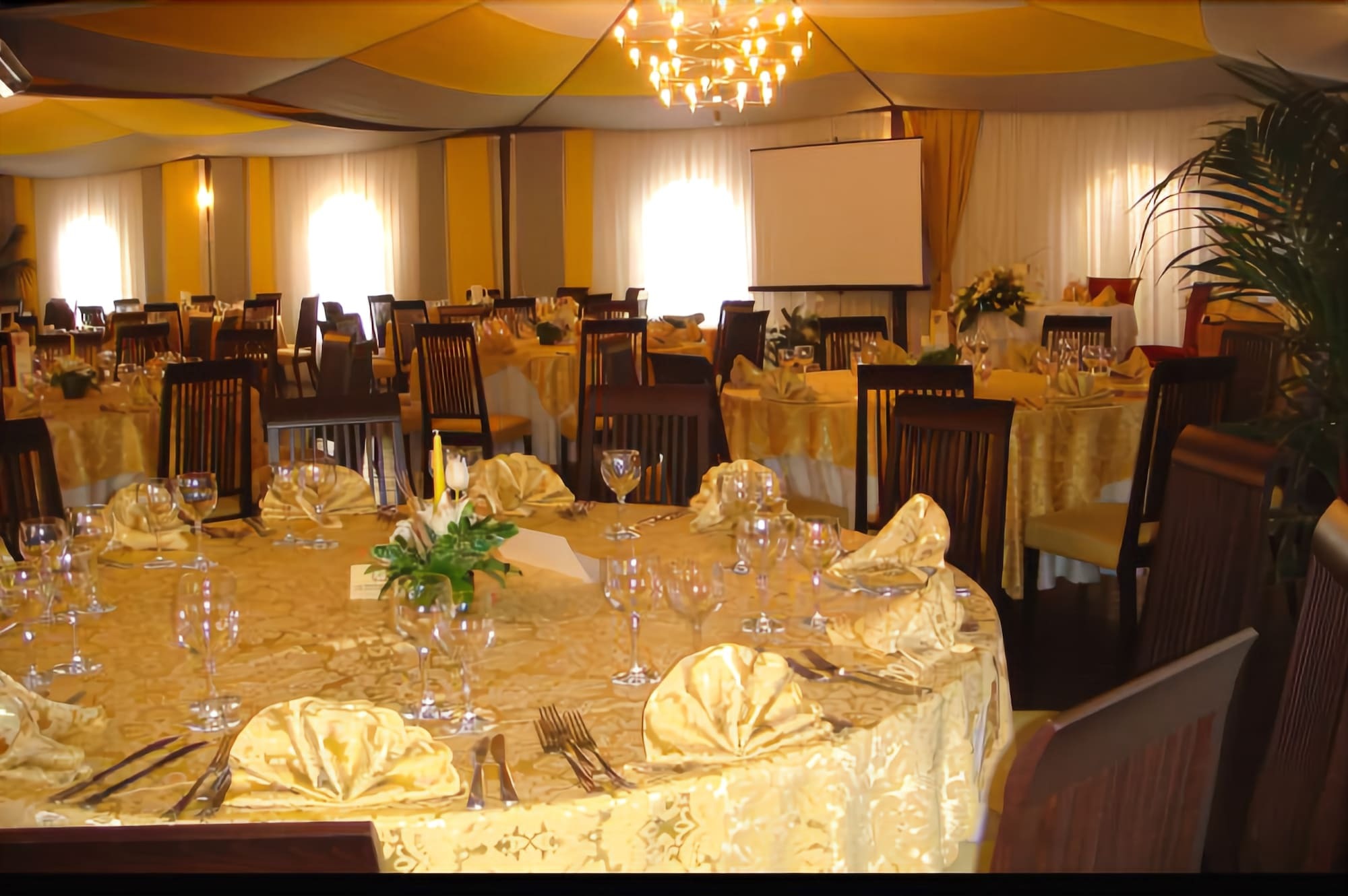Hotel Delle Palme Фалконе Екстериор снимка